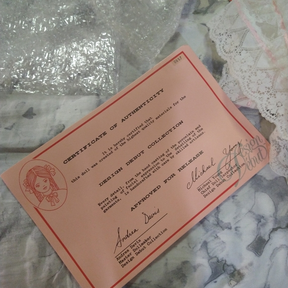 Megan and Melony twin porcelain doll set vintage - Picture 9 of 17